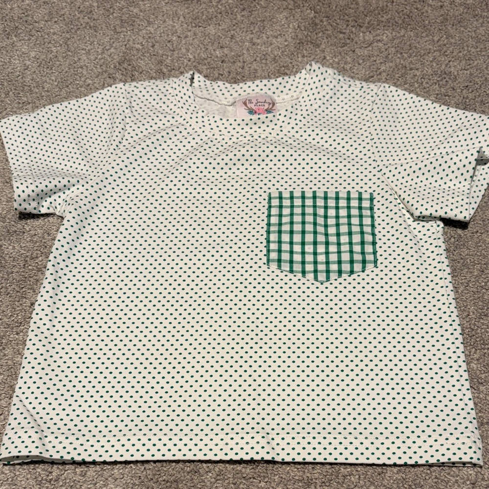NWOT The Smocking Place Pocket T-shirt